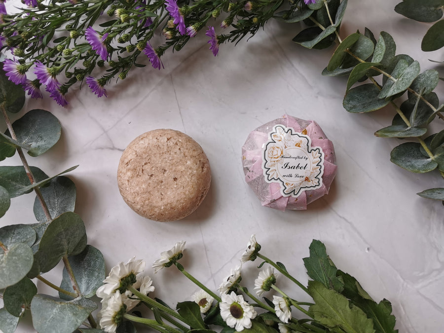 Organic Rose Powder Shampoo Bar. Gentle and nutritious shampoo bar for smooth and shiny hair. Use as normal shampoo products and you will find it amazing of the result.